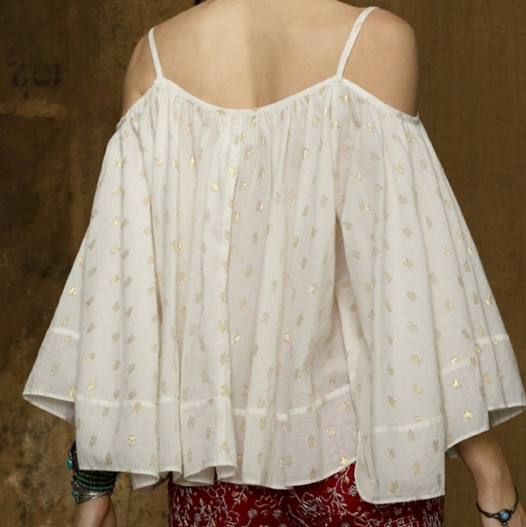 Ralph Lauren Tops - ❌SOLD❌Ralph Lauren Ivory Off The Shoulder Top